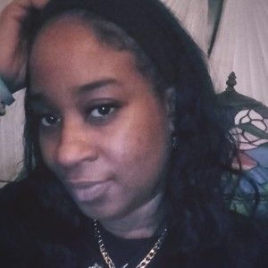 Meet your Posher, Latisha